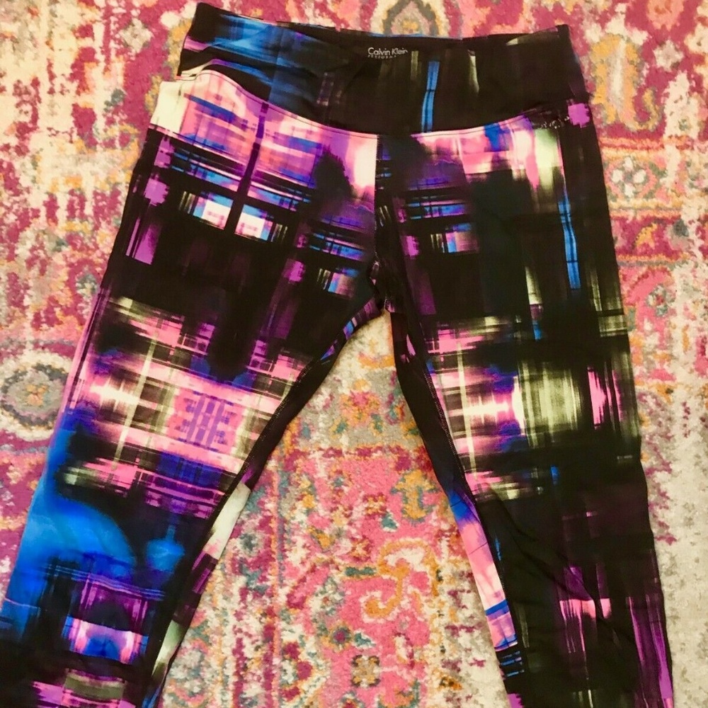 Calvin Klein Retro Inspired Leggings Large
